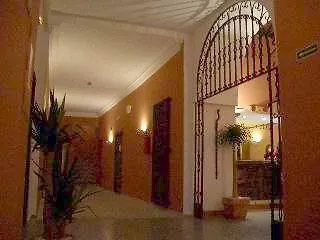 Ahc Palacio 4*