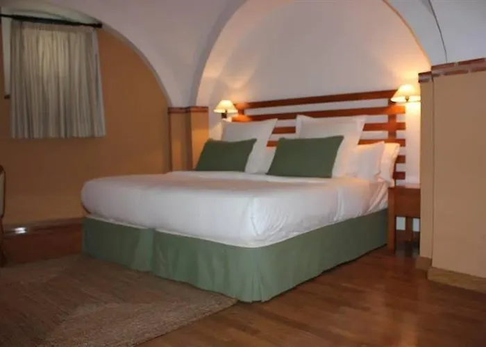 Ahc Palacio Кориа